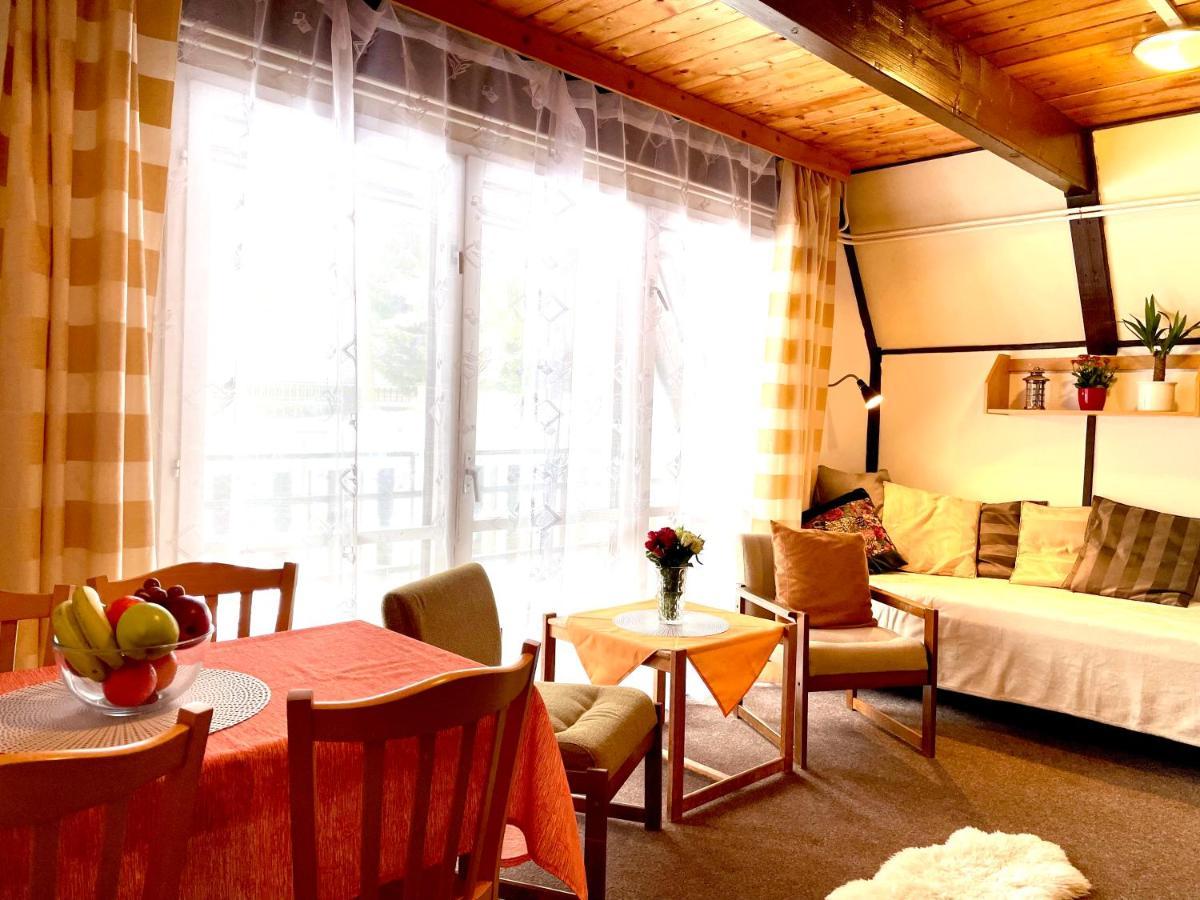Hotel A Penzion Pegas Vlachovice Экстерьер фото